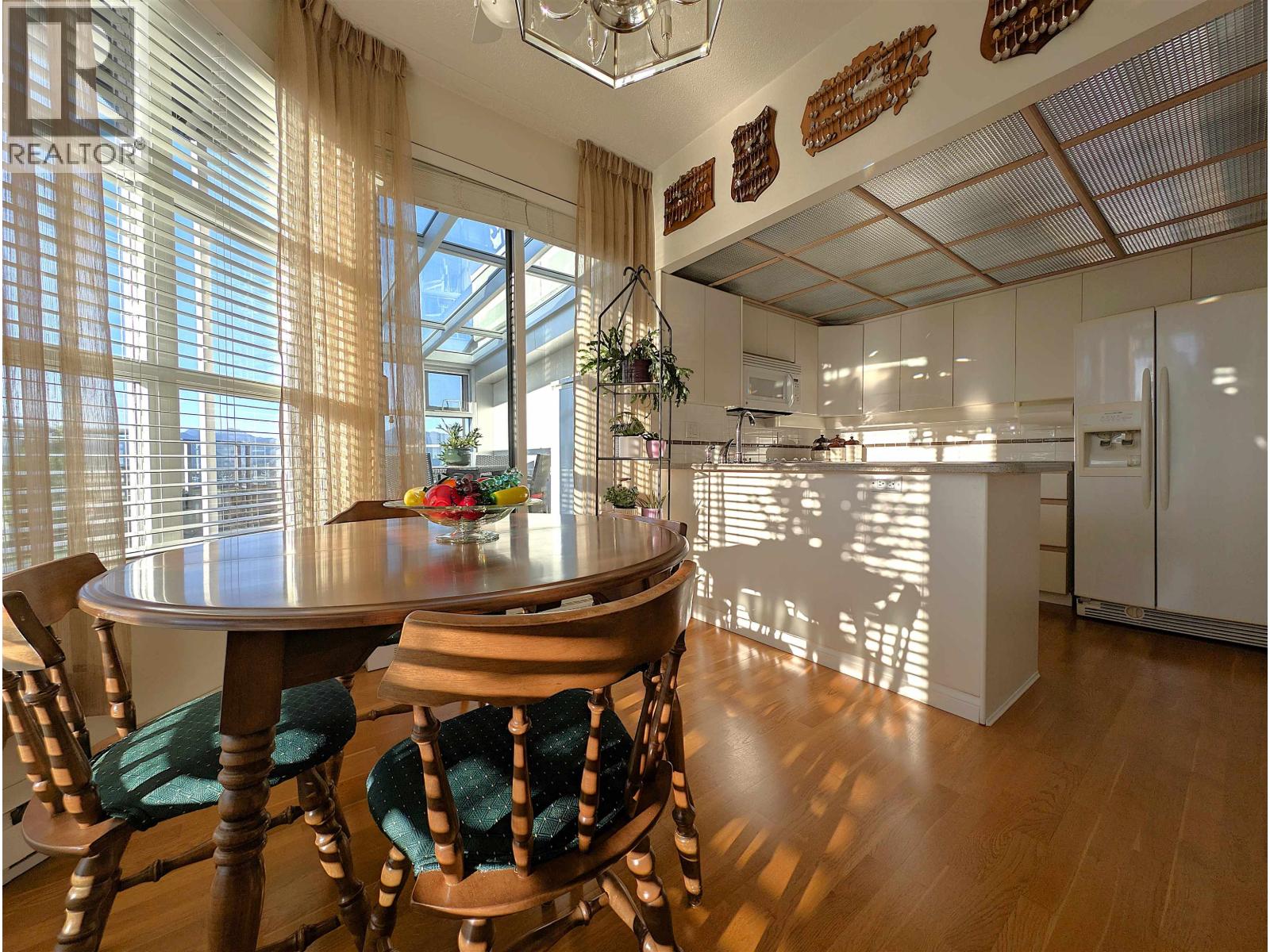 2230 4825 Hazel Street Property Photo 15