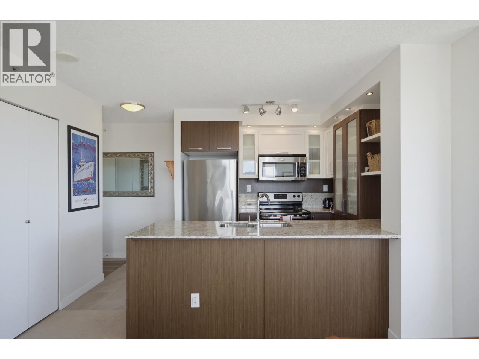 2307 2980 Atlantic Avenue Property Photo 9
