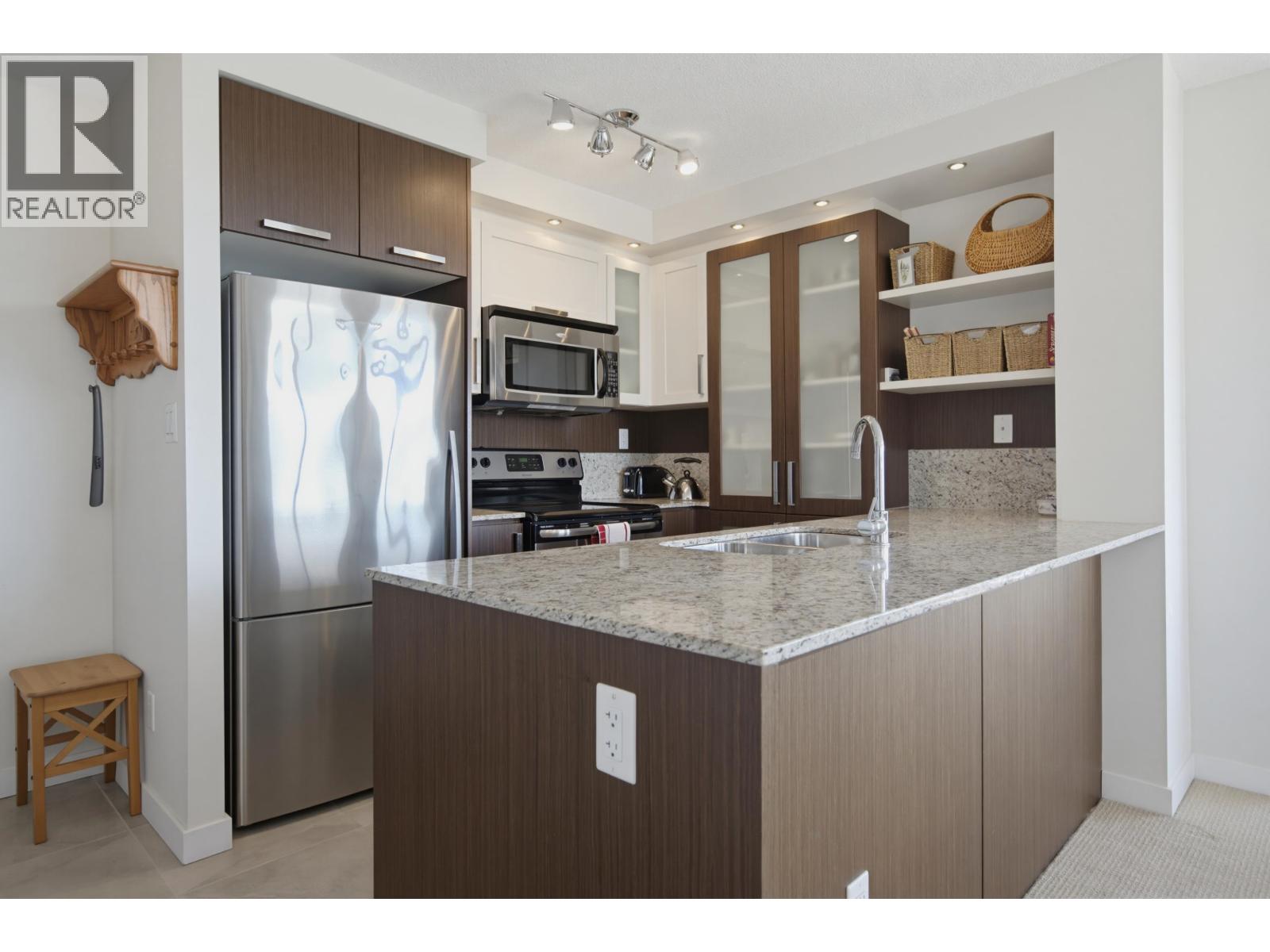 2307 2980 Atlantic Avenue Property Photo 10