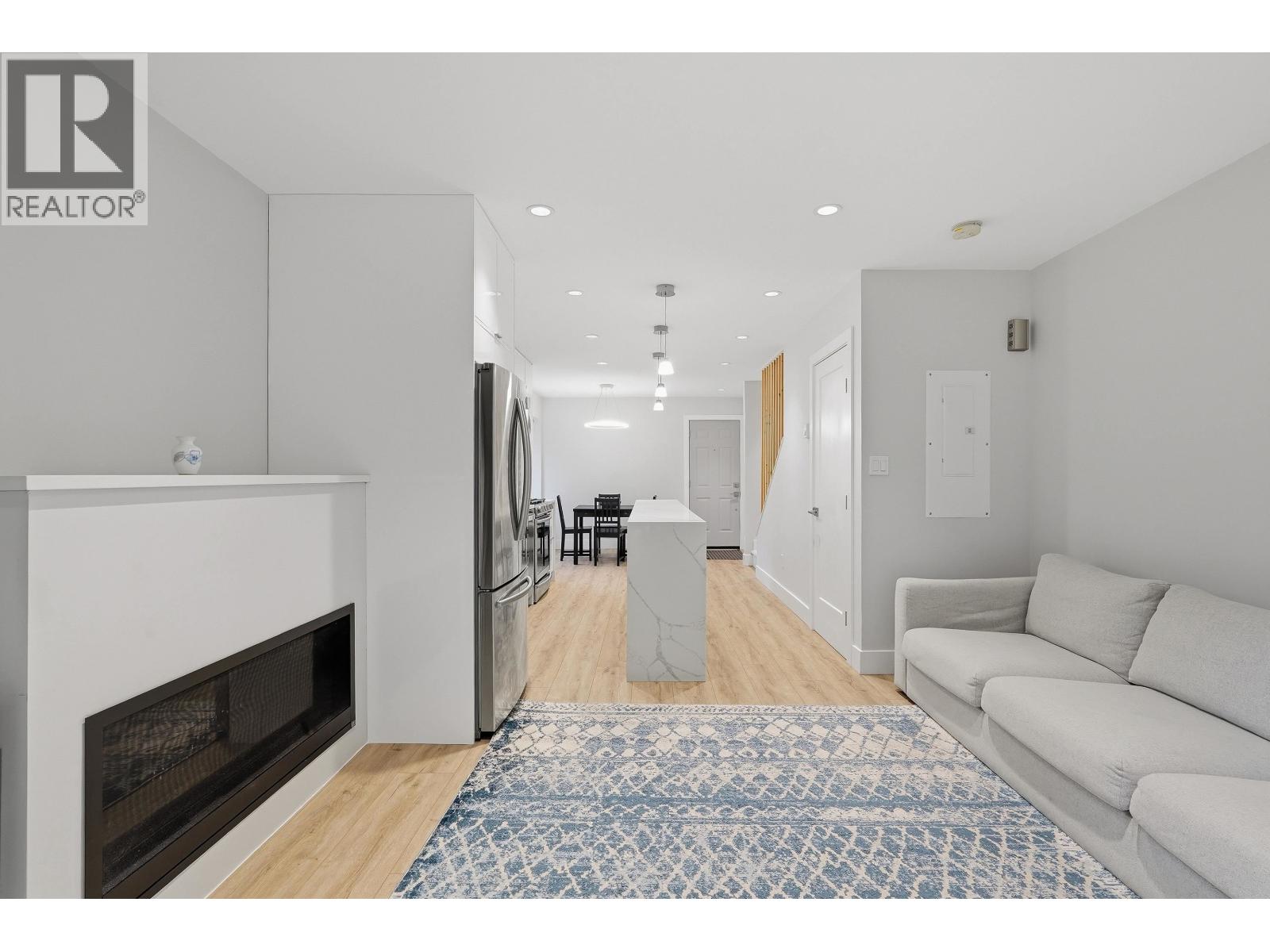 4212 Garden Grove Drive Property Photo 8