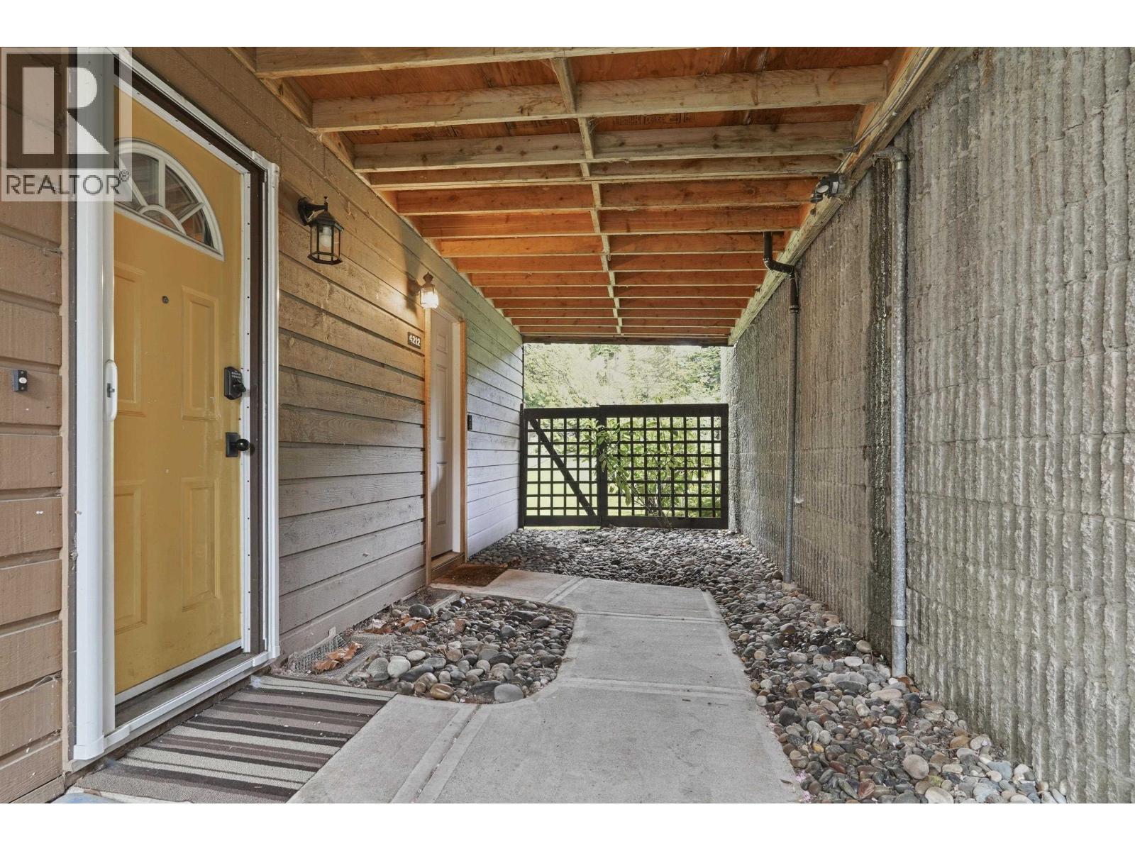4212 Garden Grove Drive Property Photo 24