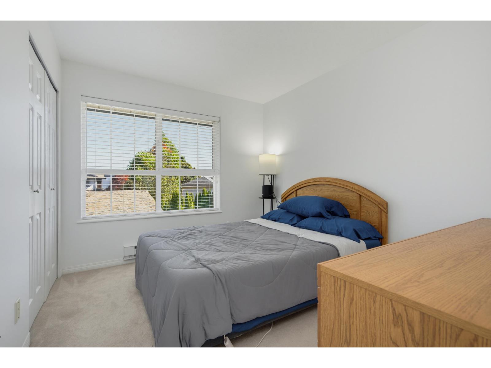 18636 65 Avenue Property Photo 24