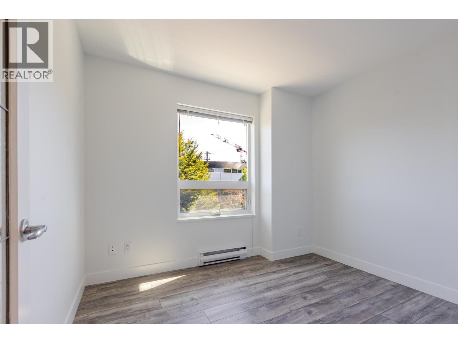 314 3122 St Johns Street Property Photo 24