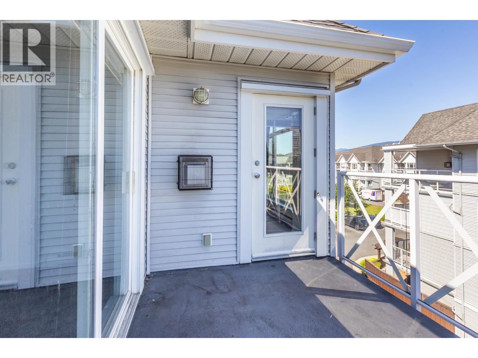 314 3122 St Johns Street Property Photo 29