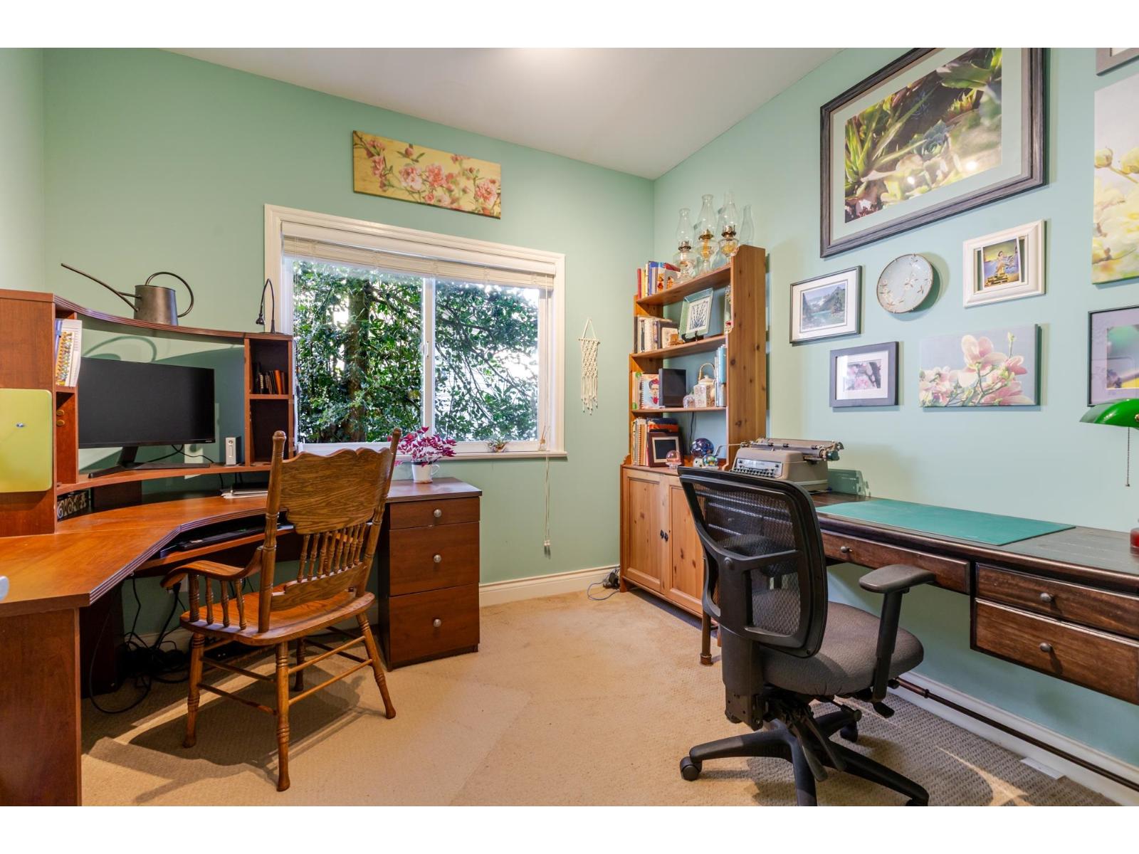 21015 46 Avenue Property Photo 17