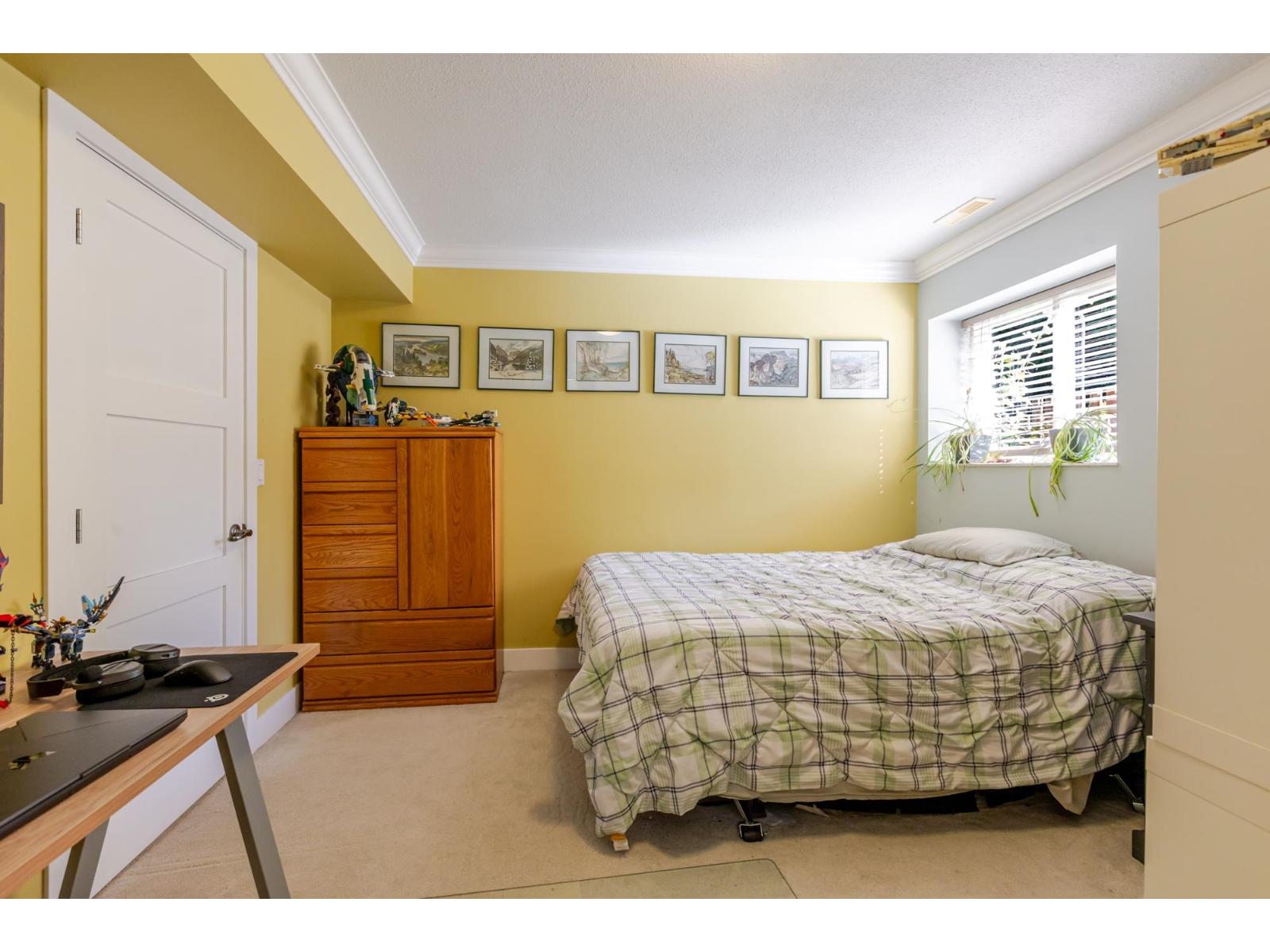 21015 46 Avenue Property Photo 34