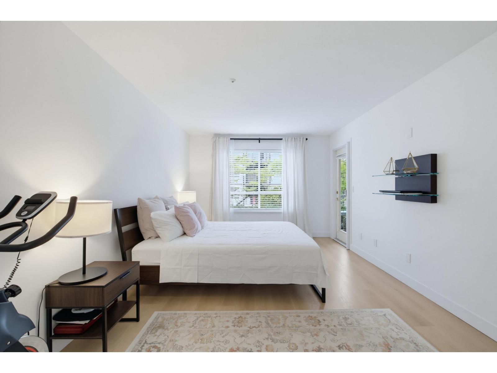 203 15375 17 Avenue Property Photo 15