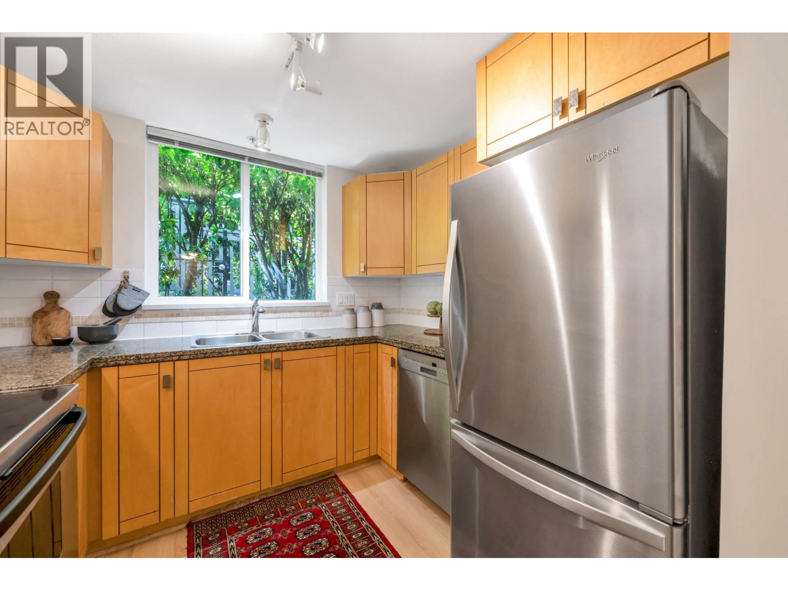 1071 Lynn Valley Road Property Photo 16