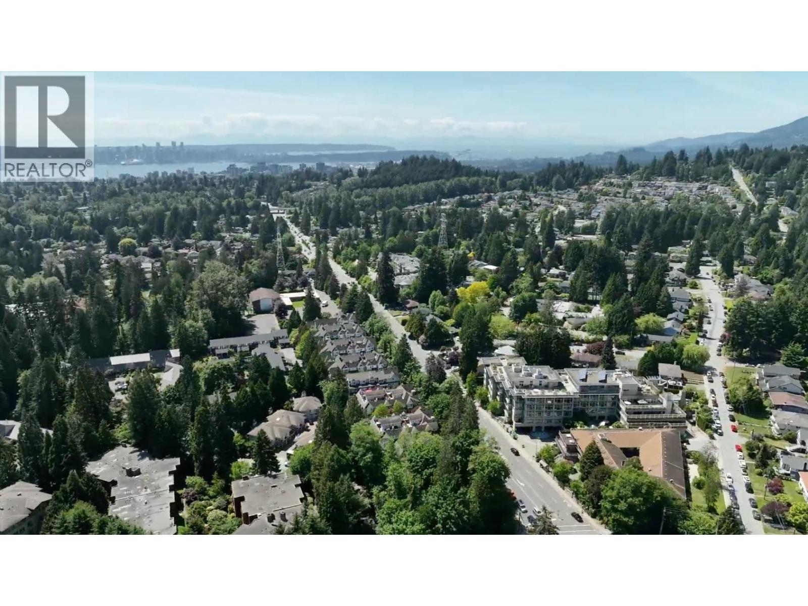 1071 Lynn Valley Road Property Photo 31