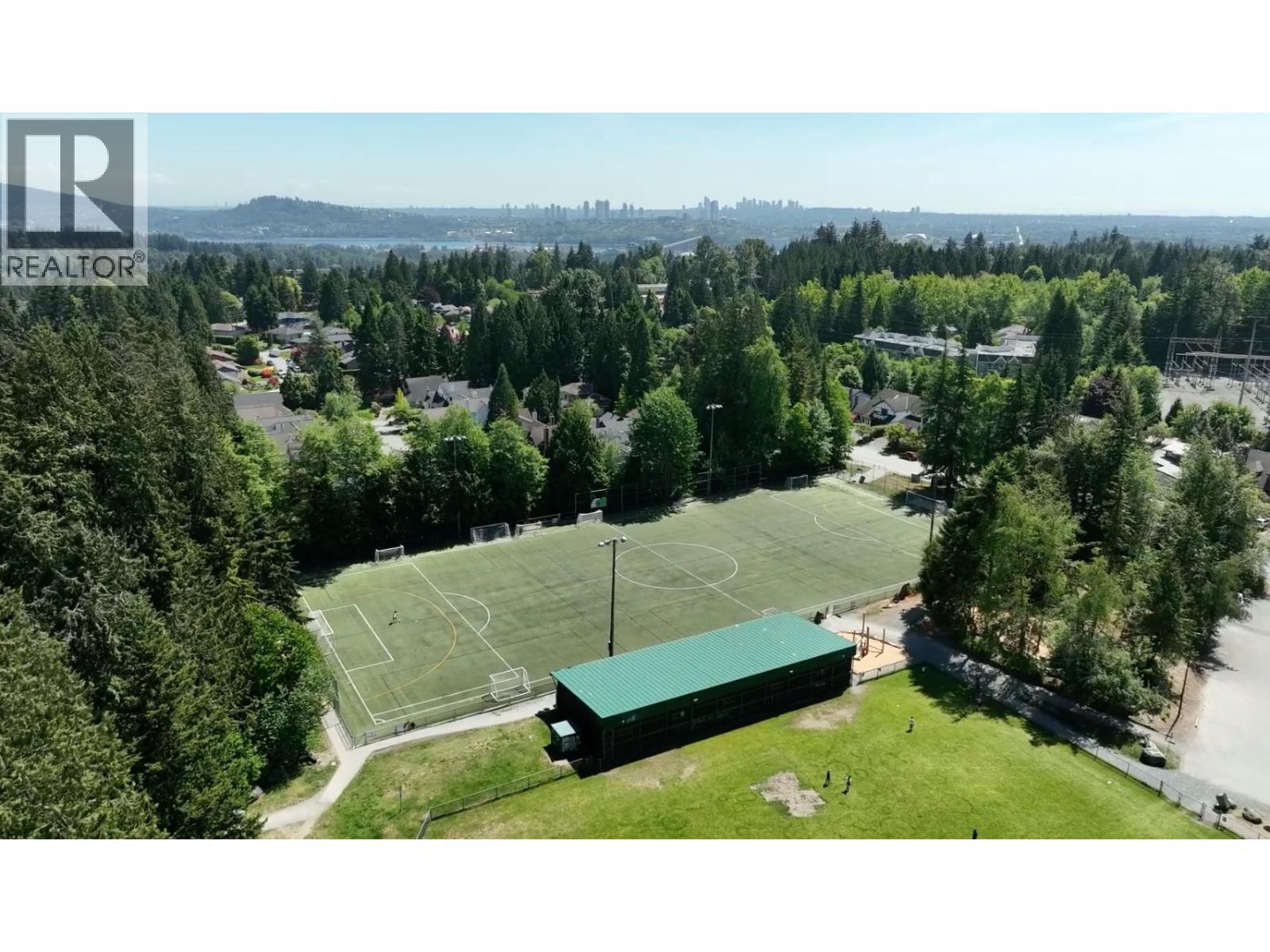 1071 Lynn Valley Road Property Photo 34
