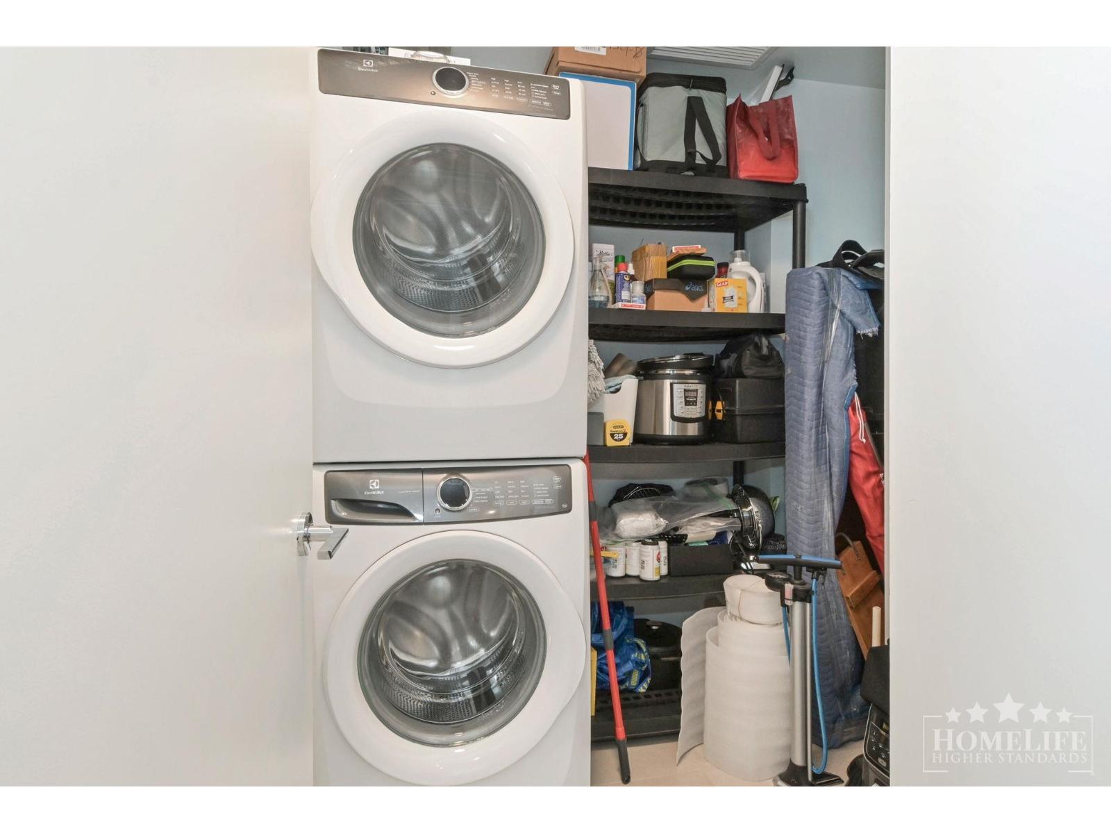 1301 15165 Thrift Avenue Property Photo 15