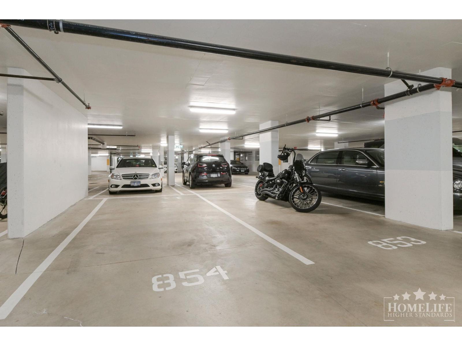 1301 15165 Thrift Avenue Property Photo 20