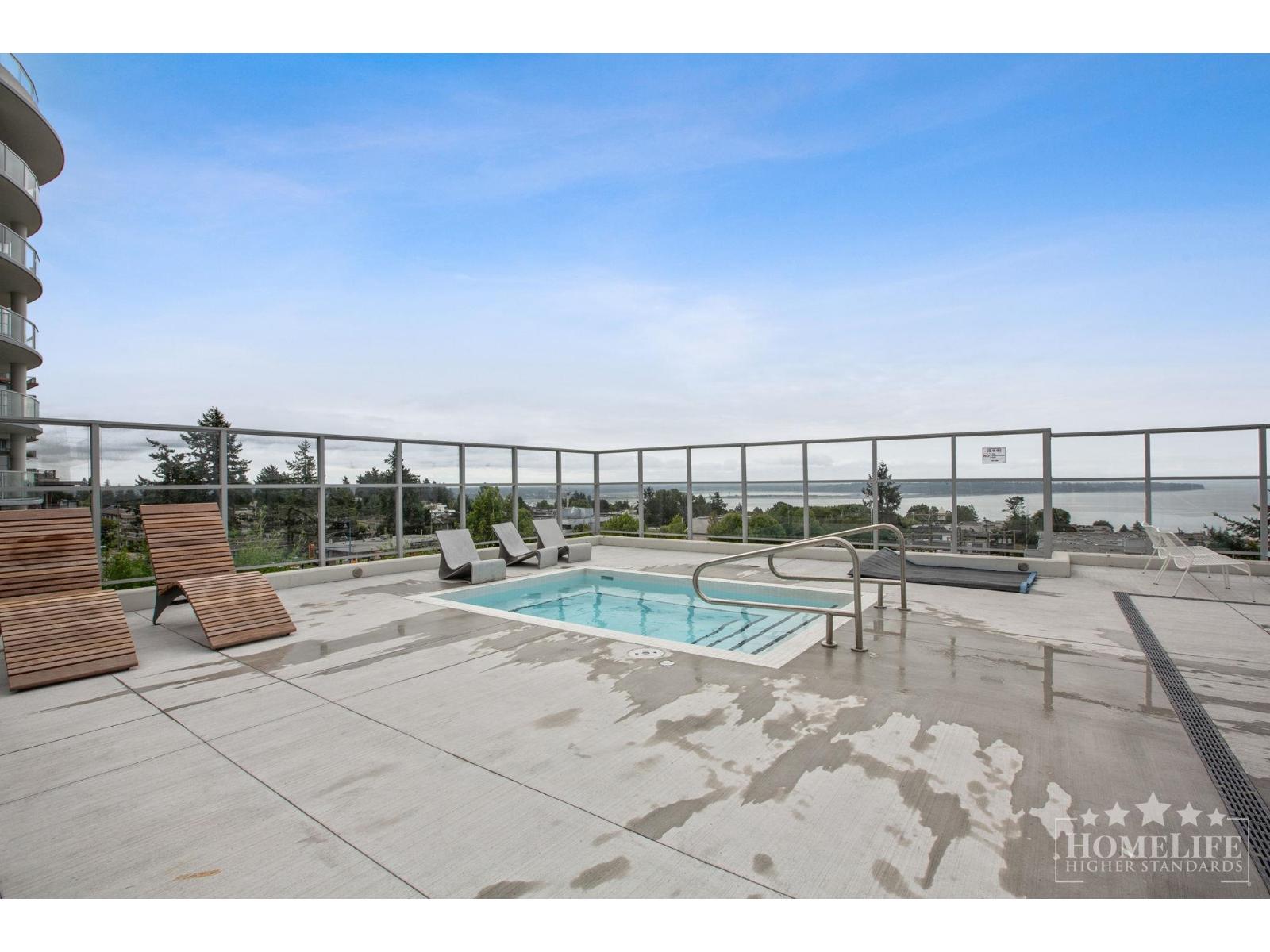 1301 15165 Thrift Avenue Property Photo 26