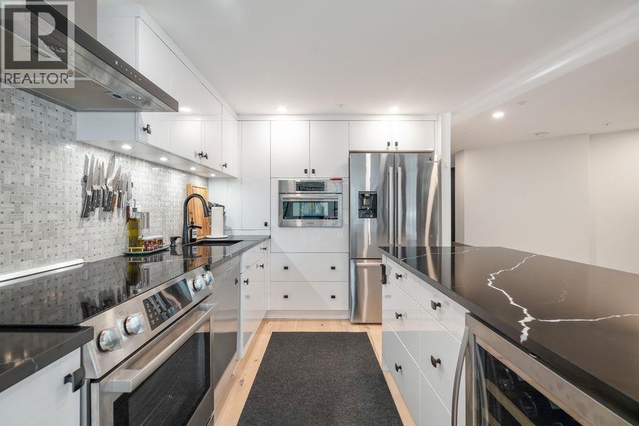 710 1050 Burrard Street Property Photo 7