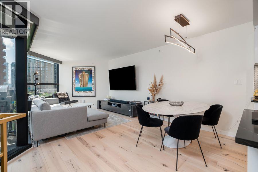 710 1050 Burrard Street Property Photo 10
