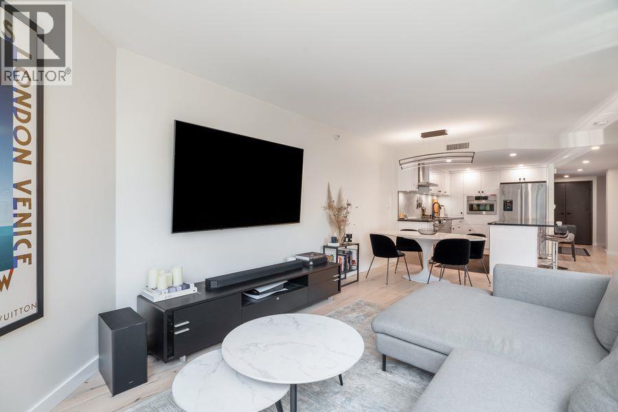 710 1050 Burrard Street Property Photo 11