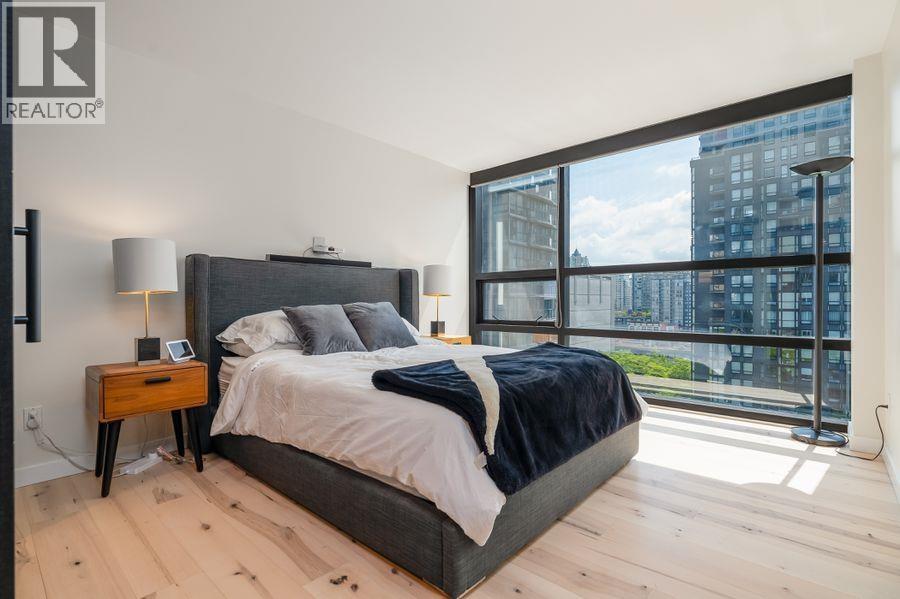 710 1050 Burrard Street Property Photo 12
