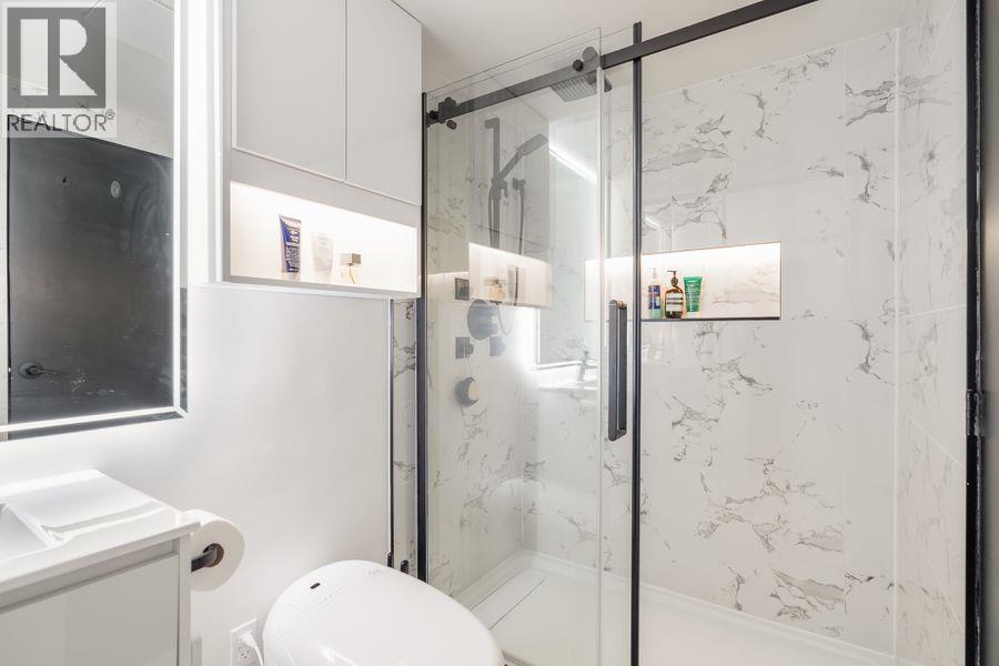 710 1050 Burrard Street Property Photo 13
