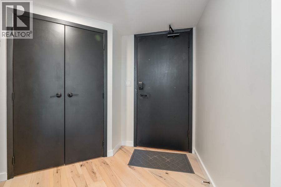 710 1050 Burrard Street Property Photo 20