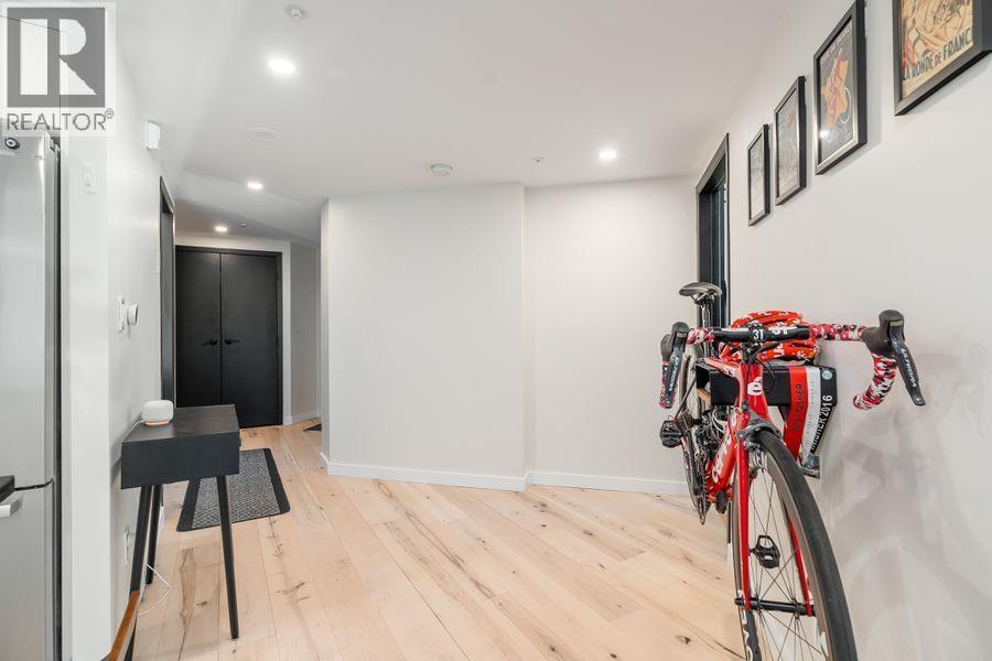 710 1050 Burrard Street Property Photo 21