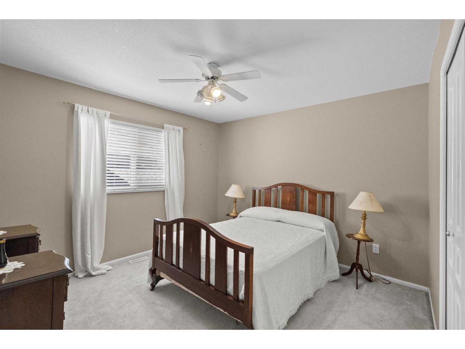 9252 206 Street Property Photo 18