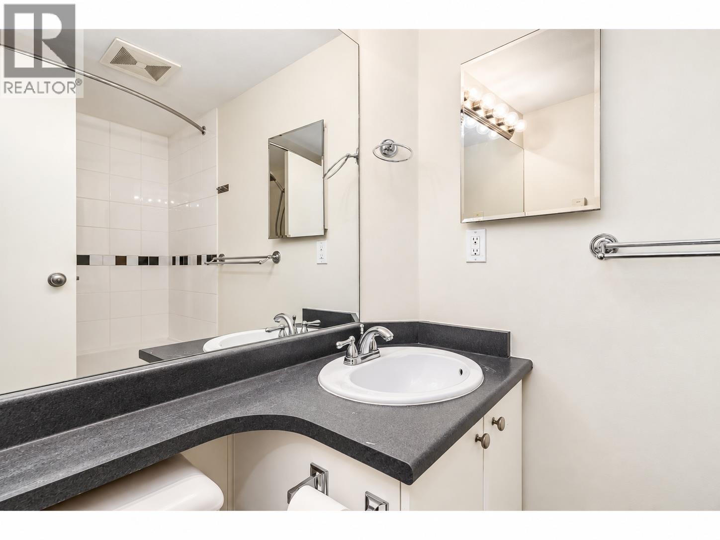 115 1111 Lynn Valley Road Property Photo 15