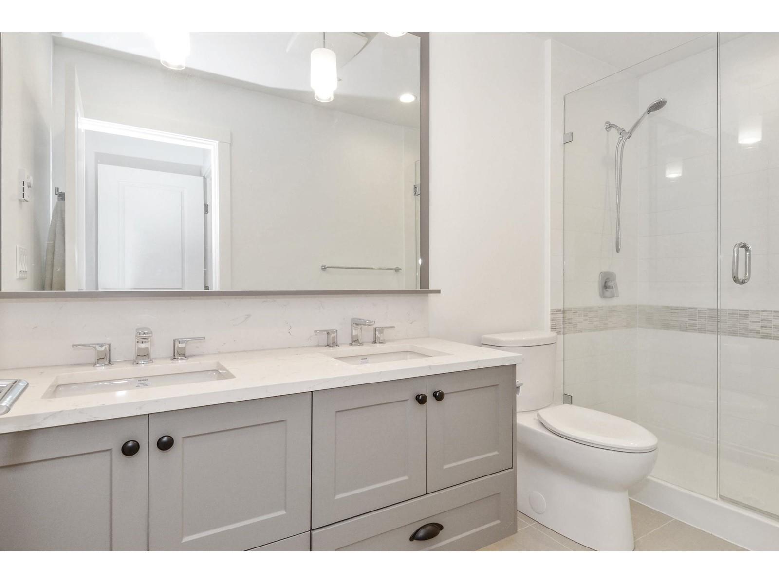 A108 20487 65 Avenue Property Photo 9