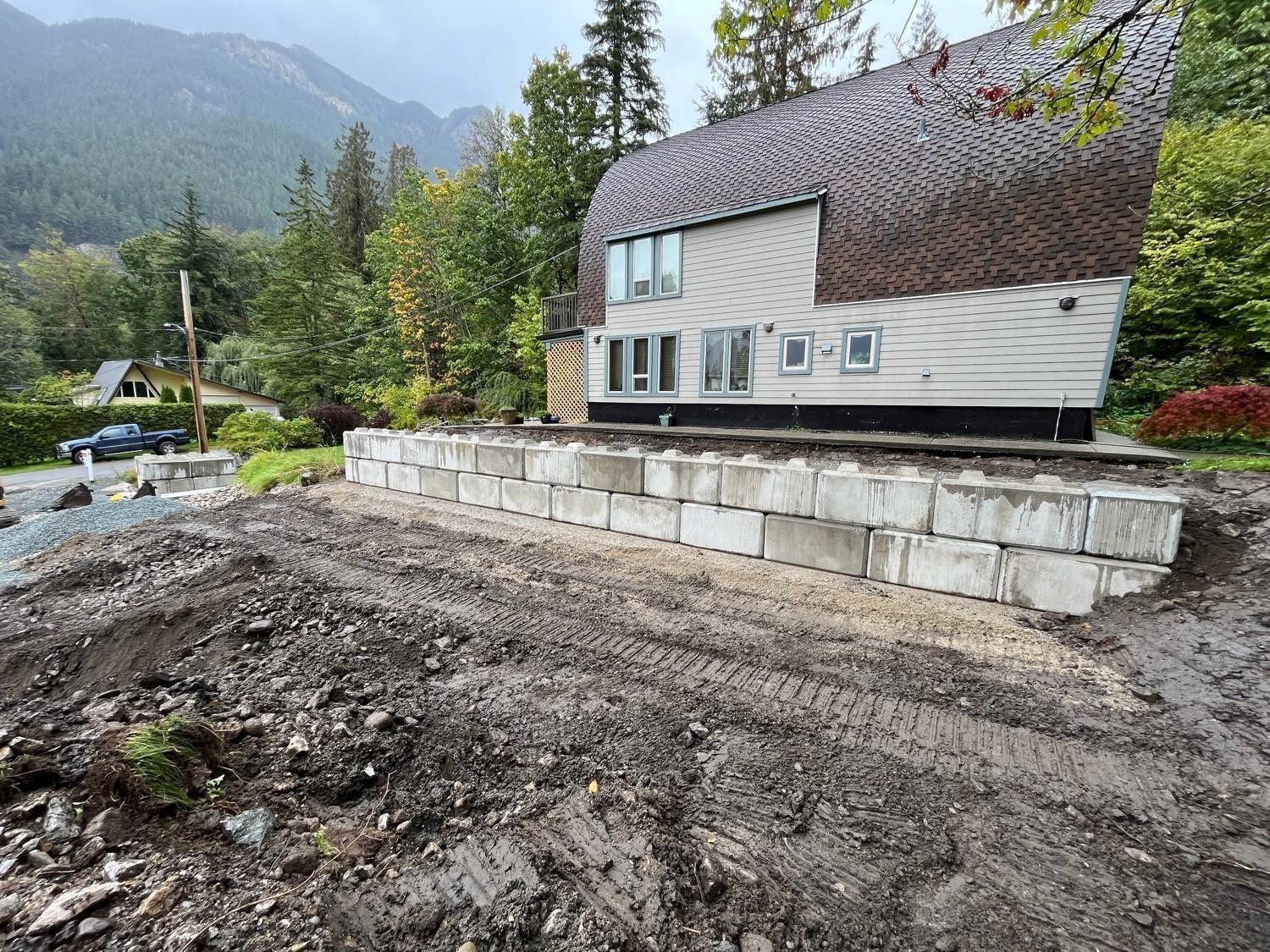 66652 Summer Road Property Photo 6