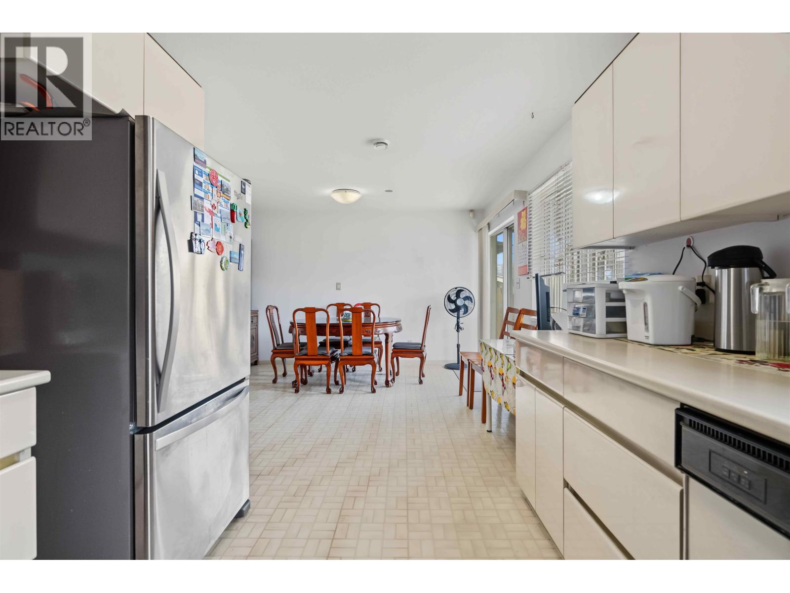 5036 Sherbrooke Street Property Photo 15