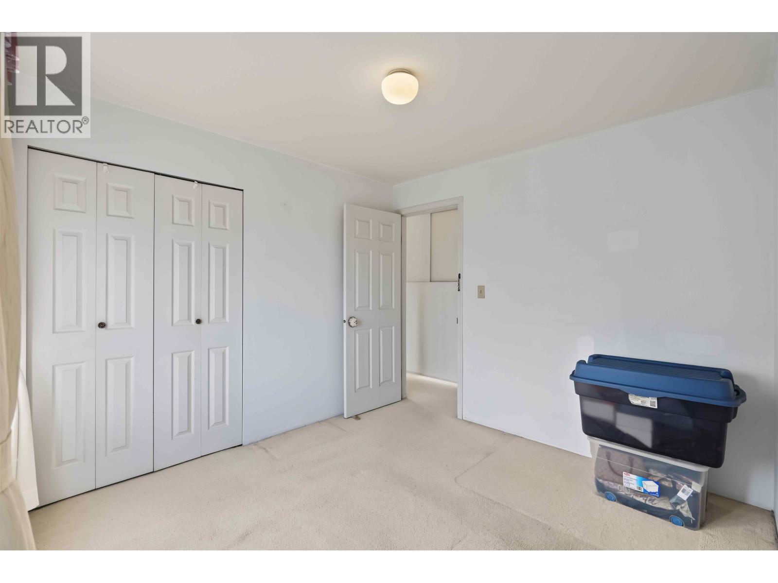 5036 Sherbrooke Street Property Photo 23