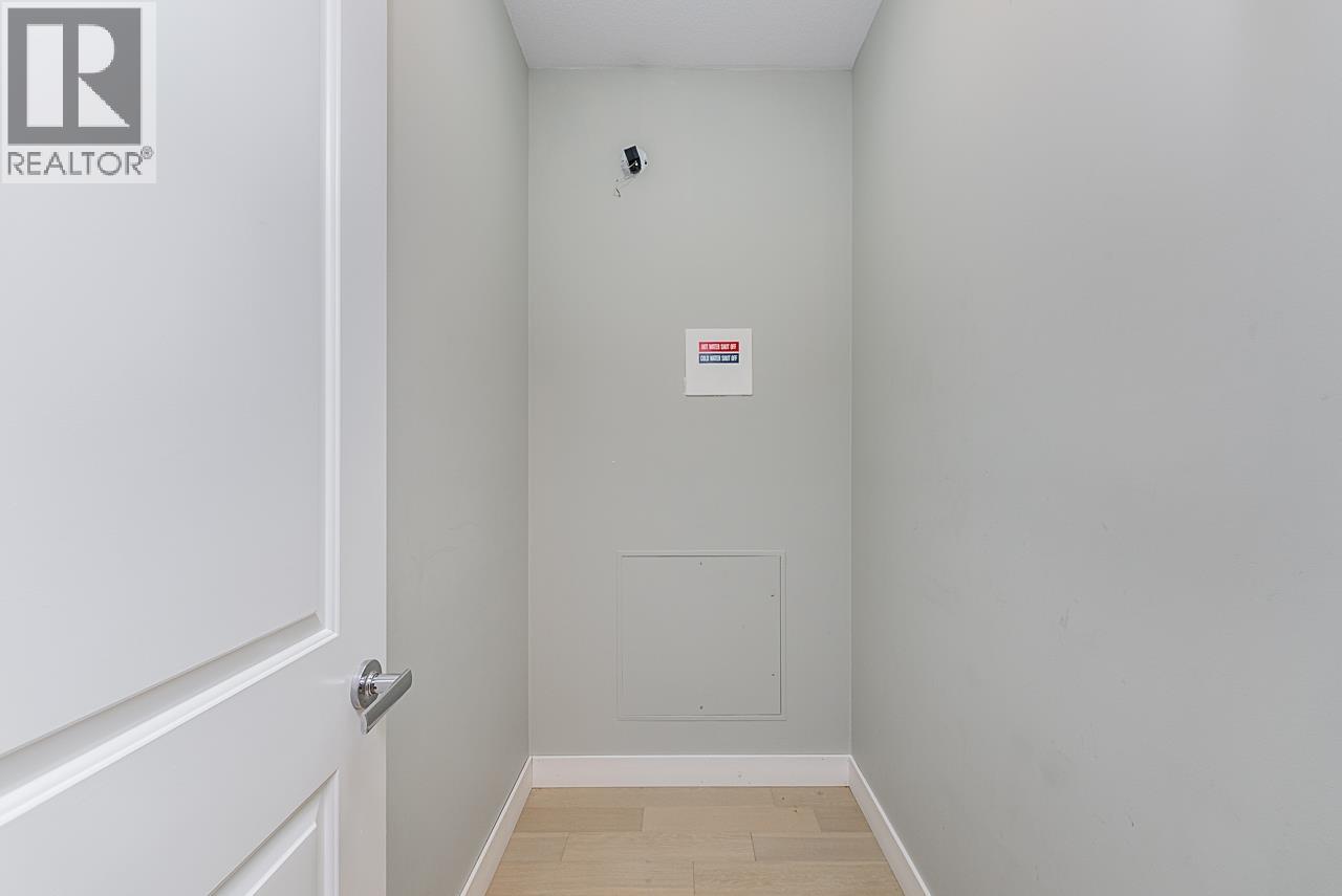 111 3133 Riverwalk Avenue Property Photo 6