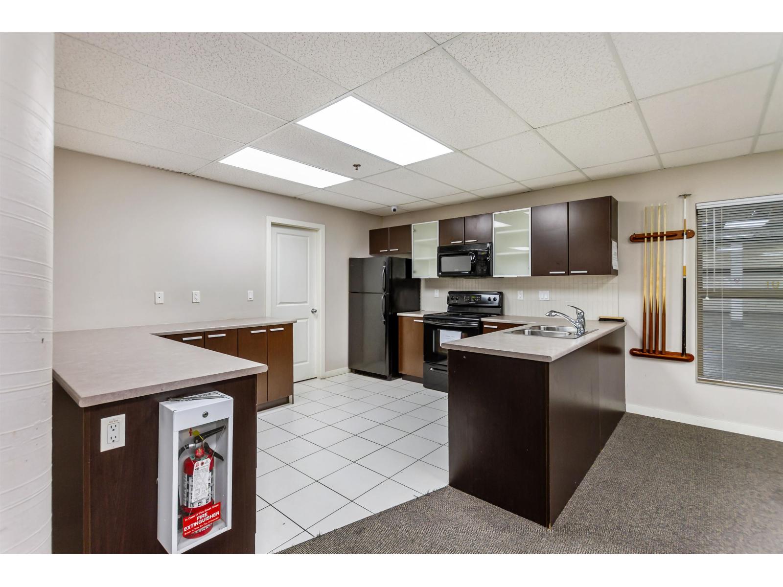 301 10499 University Drive Property Photo 19