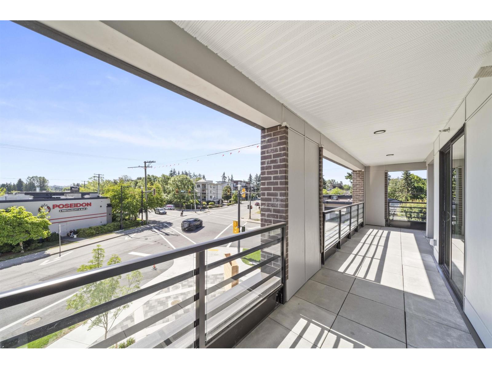 237 20769 Fraser Highway Property Photo 20