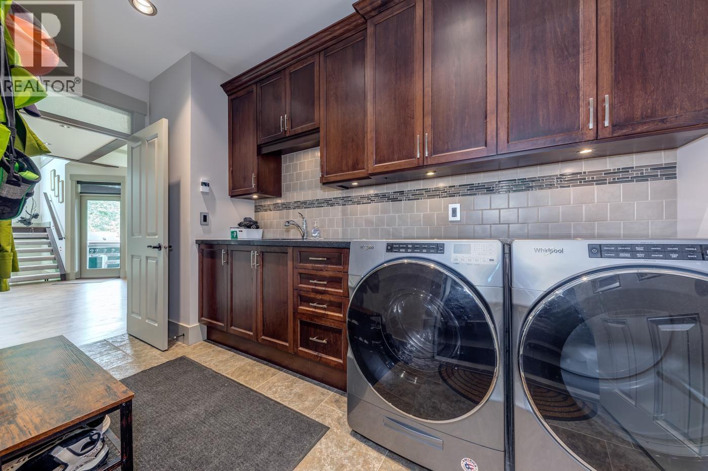 41155 Rockridge Place Property Photo 26