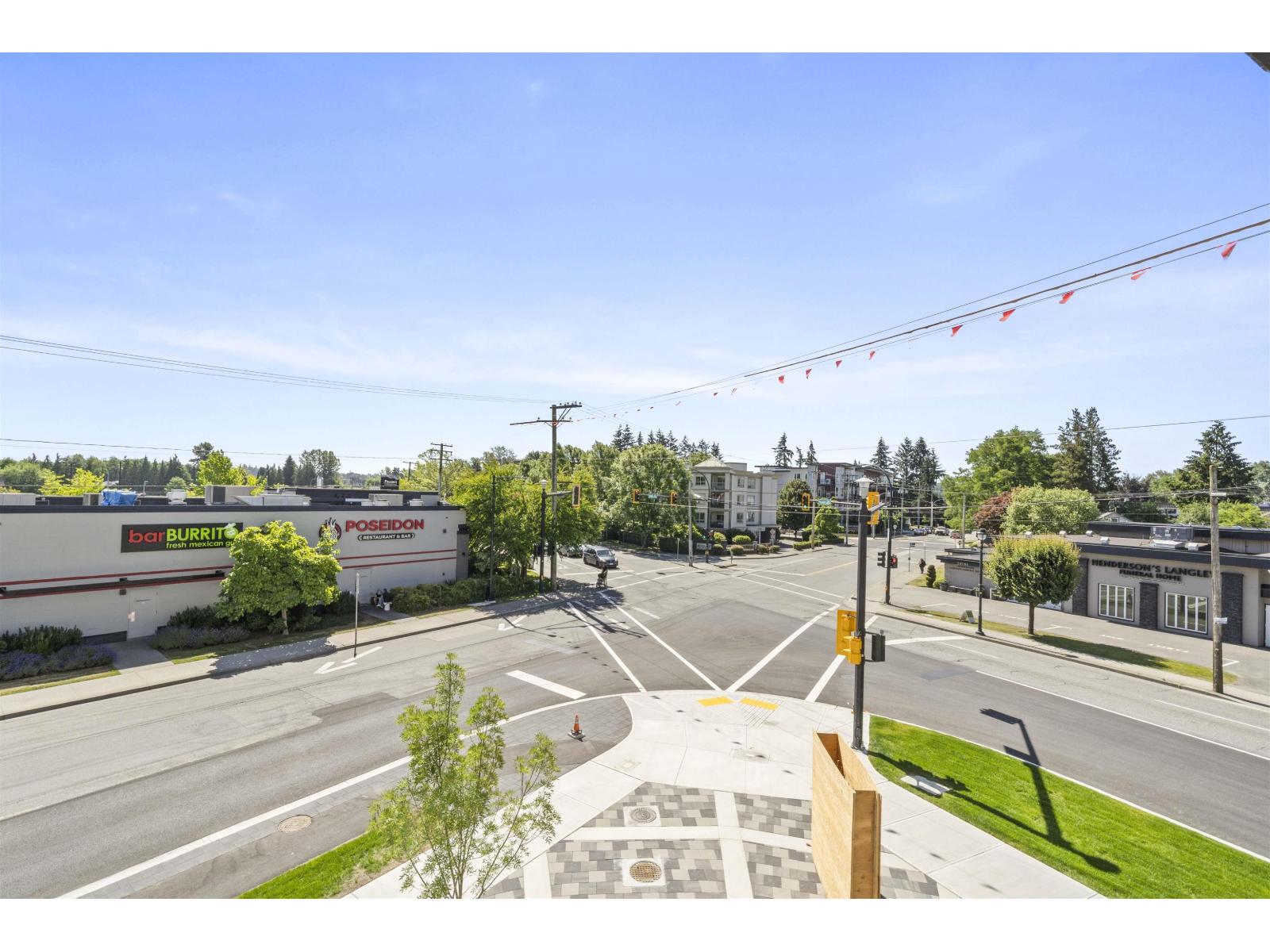 202 20769 Fraser Highway Property Photo 10