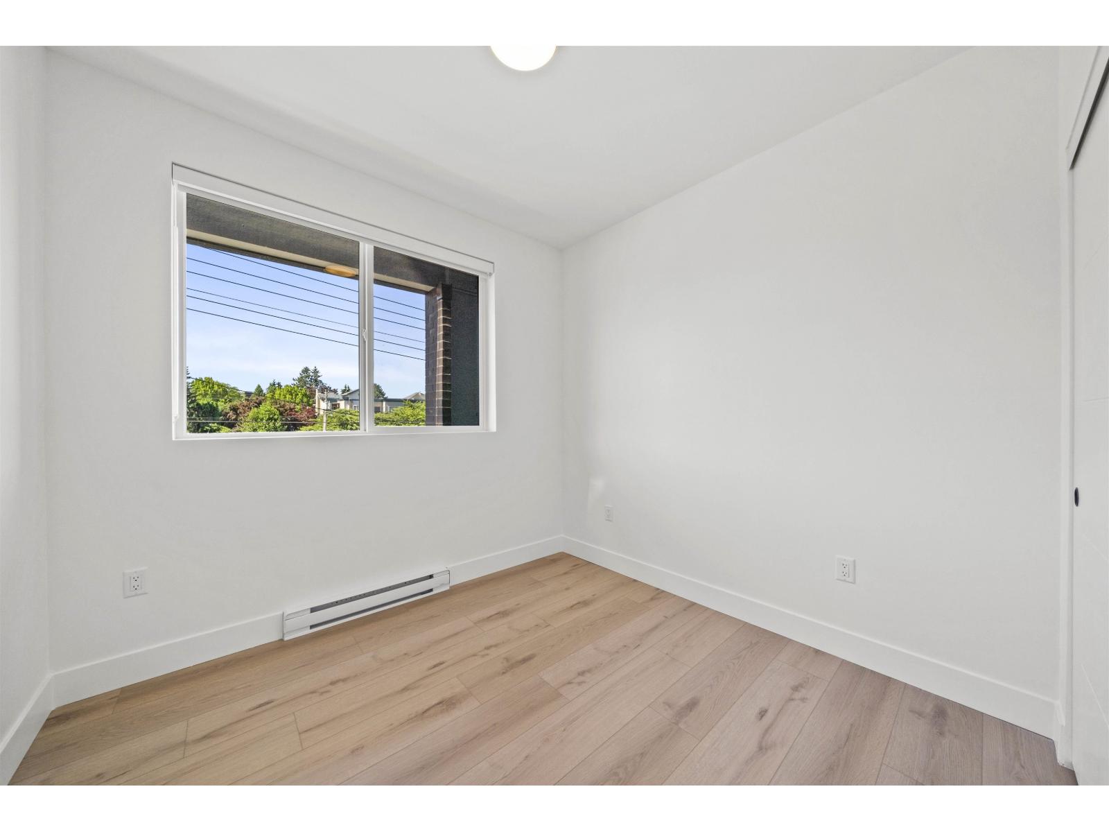 202 20769 Fraser Highway Property Photo 14