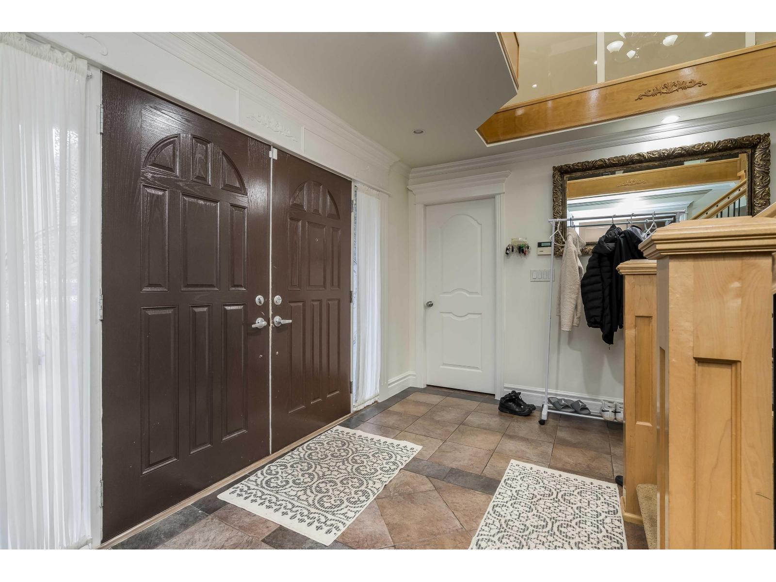 13027 68 Avenue Property Photo 3