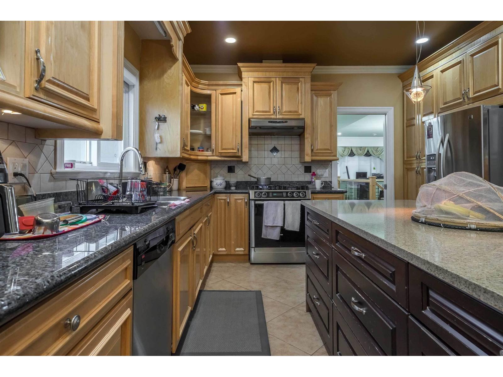 13027 68 Avenue Property Photo 7