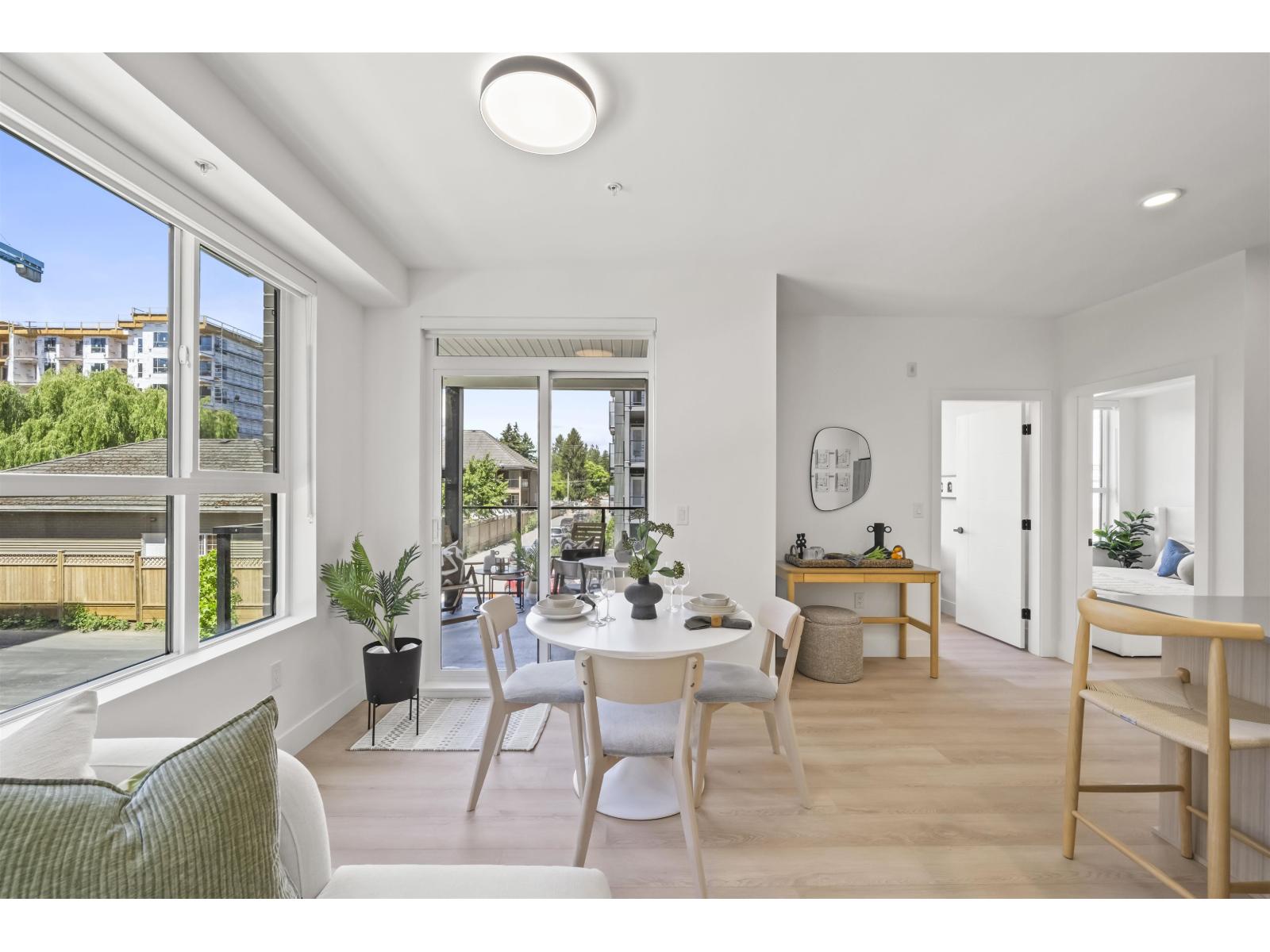 419 13455 94a Avenue Property Photo 6