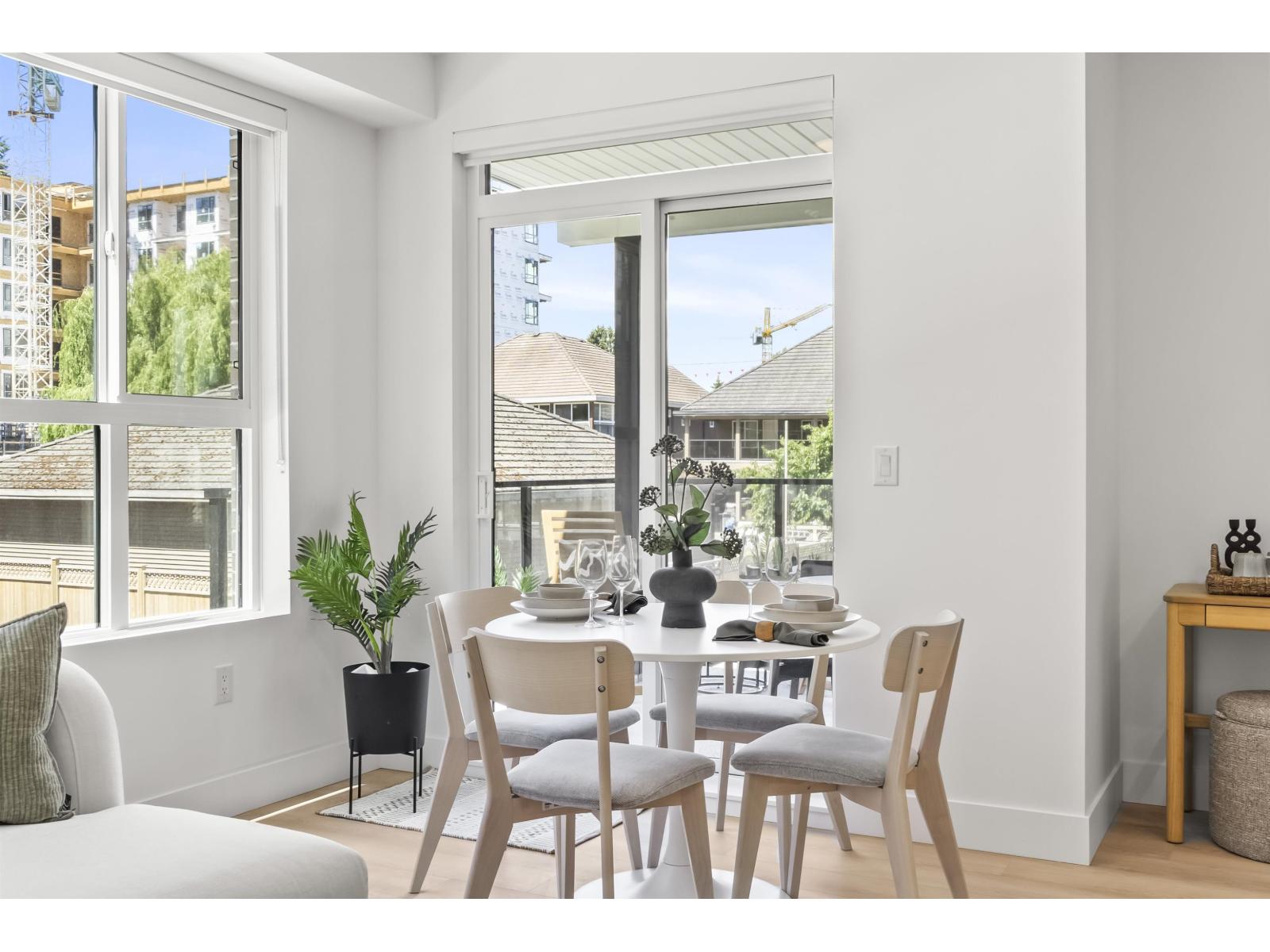 419 13455 94a Avenue Property Photo 10