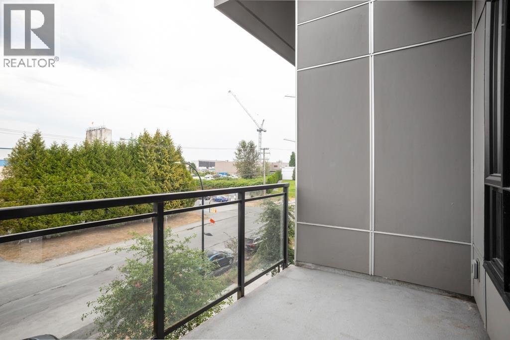 423 7088 14th Avenue Property Photo 14