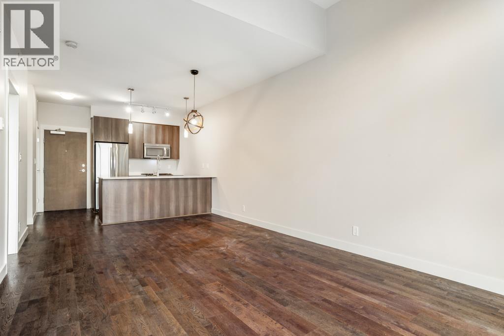 423 7088 14th Avenue Property Photo 17