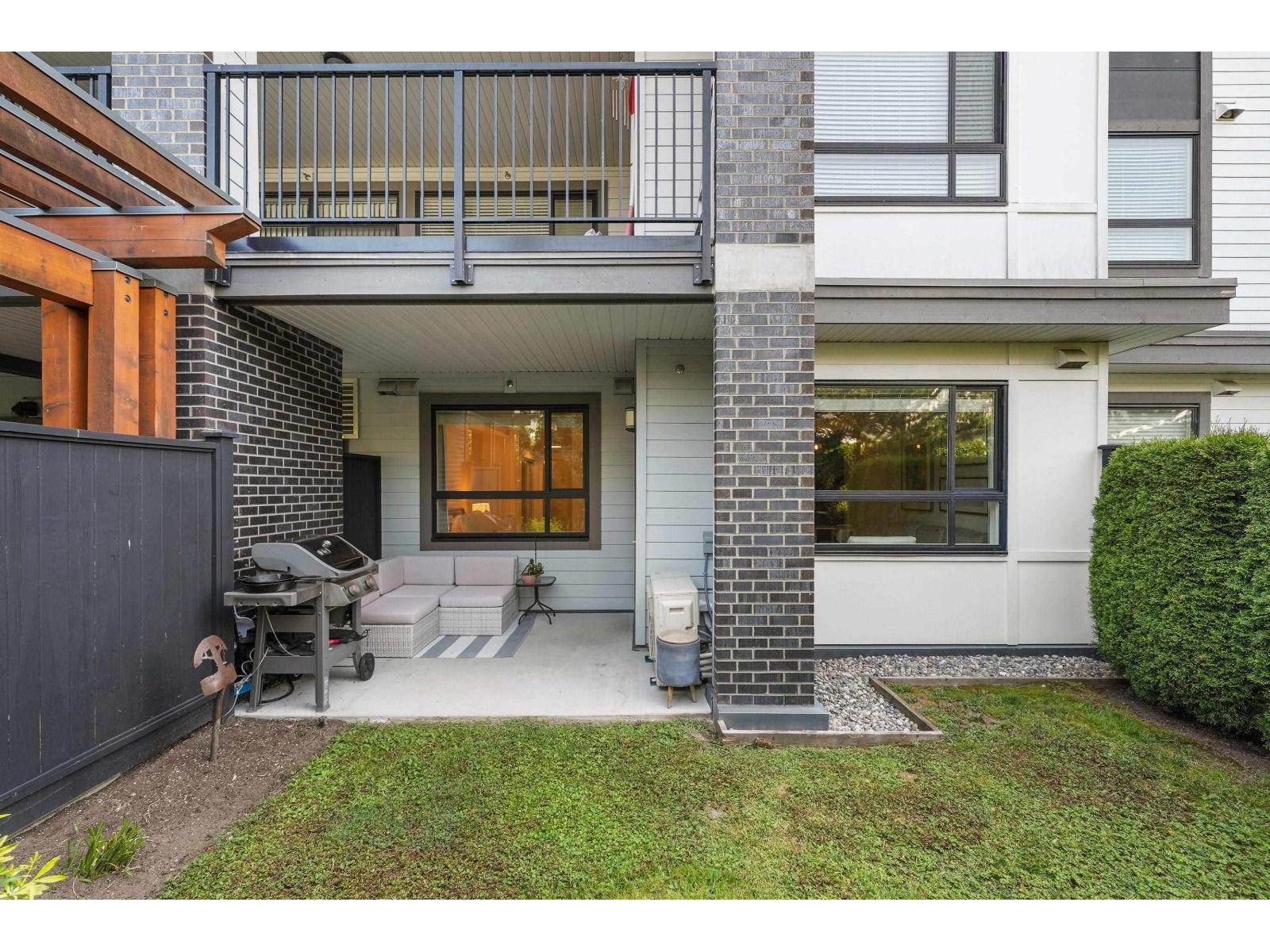 113 22087 49 Avenue Property Photo 17