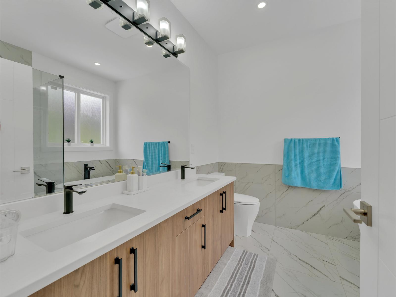 11553 75a Avenue Property Photo 19