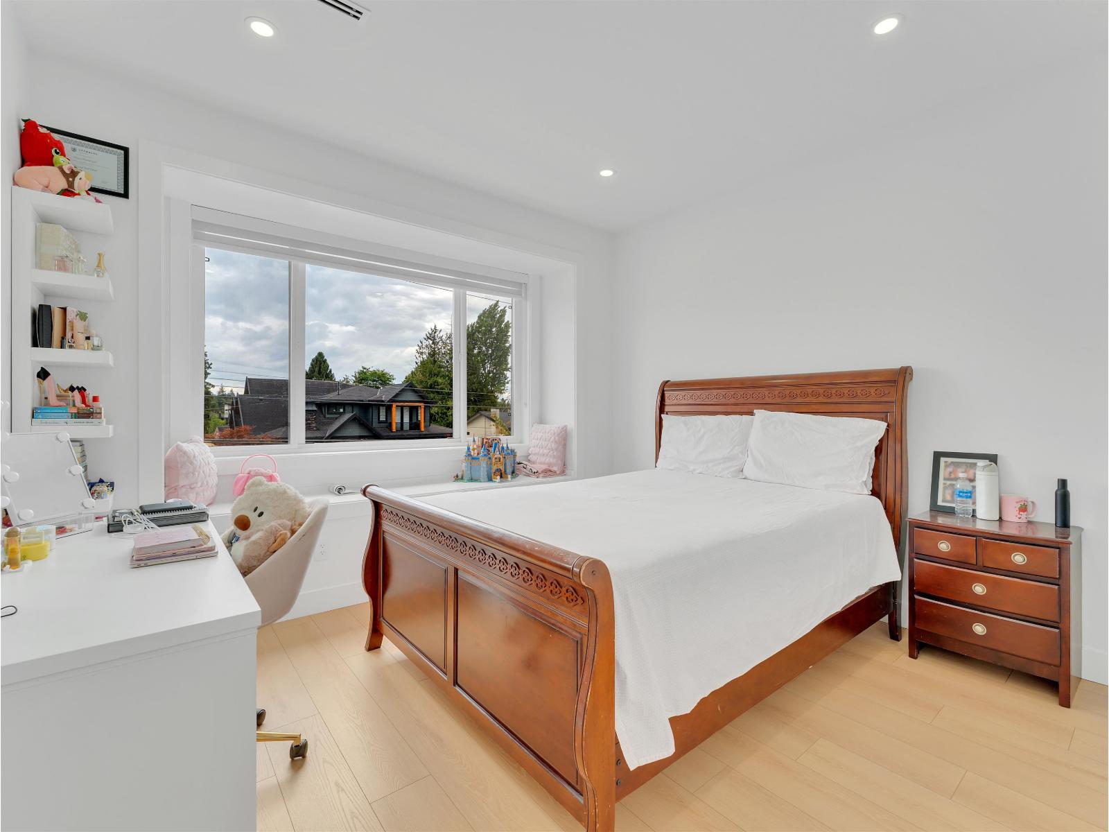 11553 75a Avenue Property Photo 23