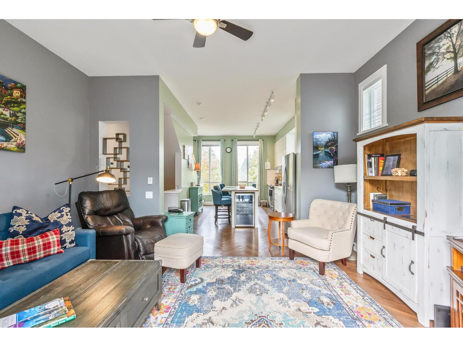 5 15938 27 Avenue Property Photo 9