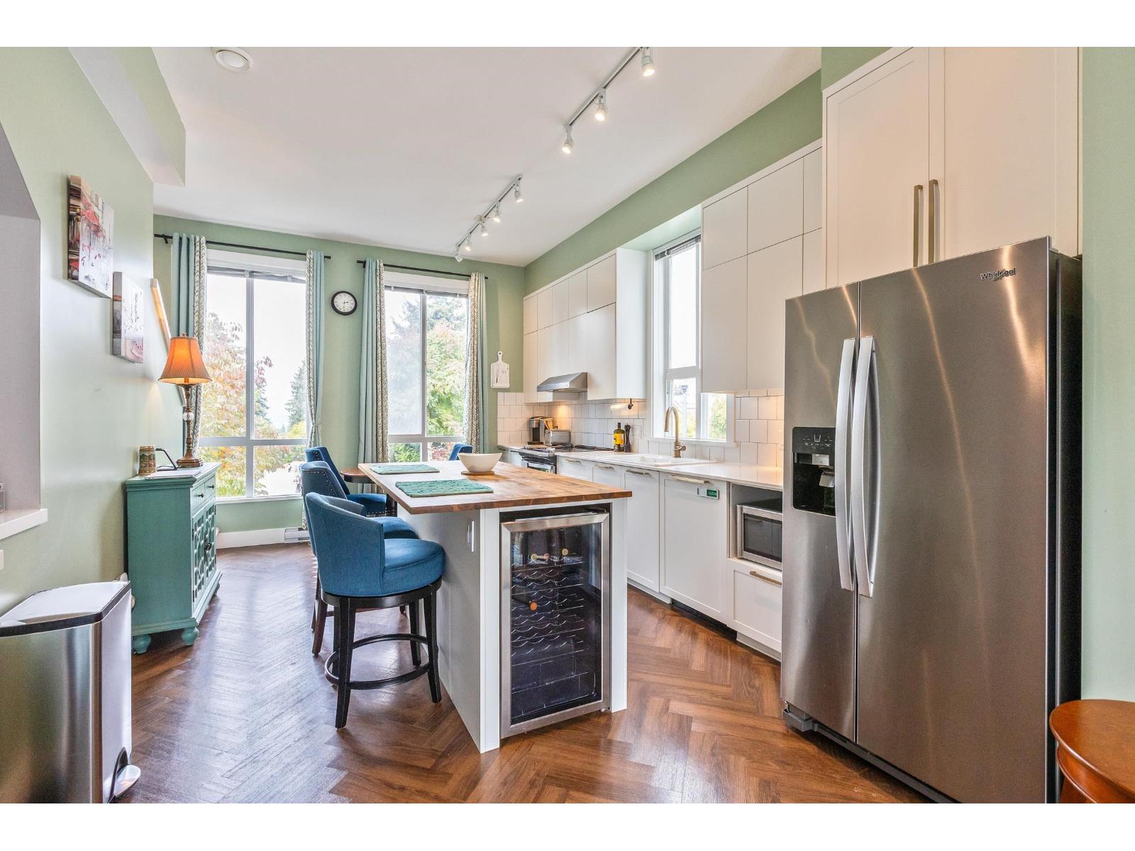 5 15938 27 Avenue Property Photo 11