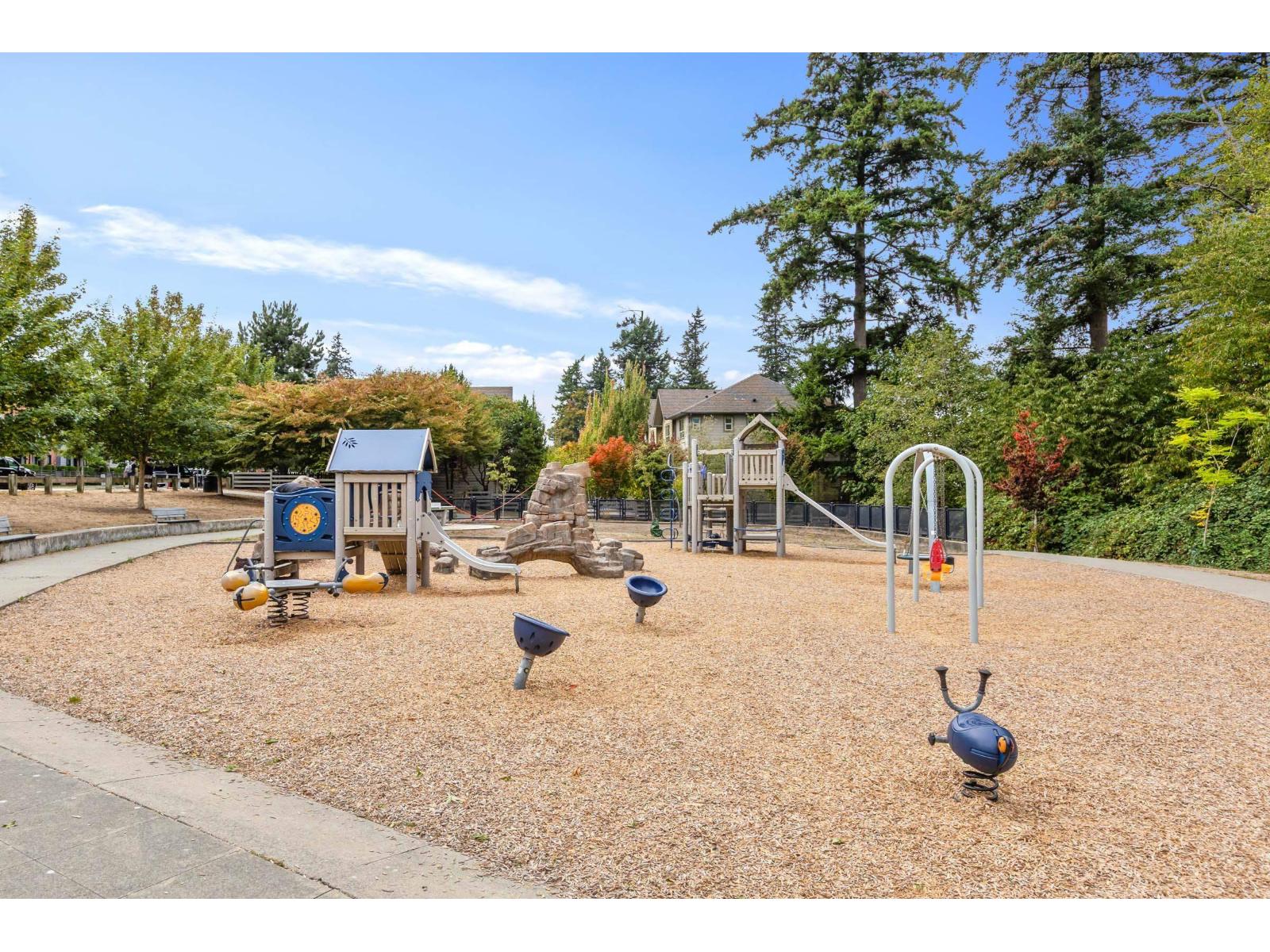 5 15938 27 Avenue Property Photo 30