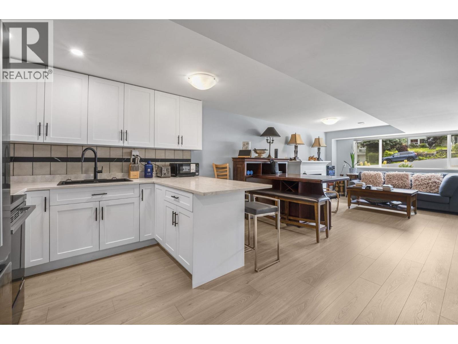 7737 Allman Street Property Photo 16