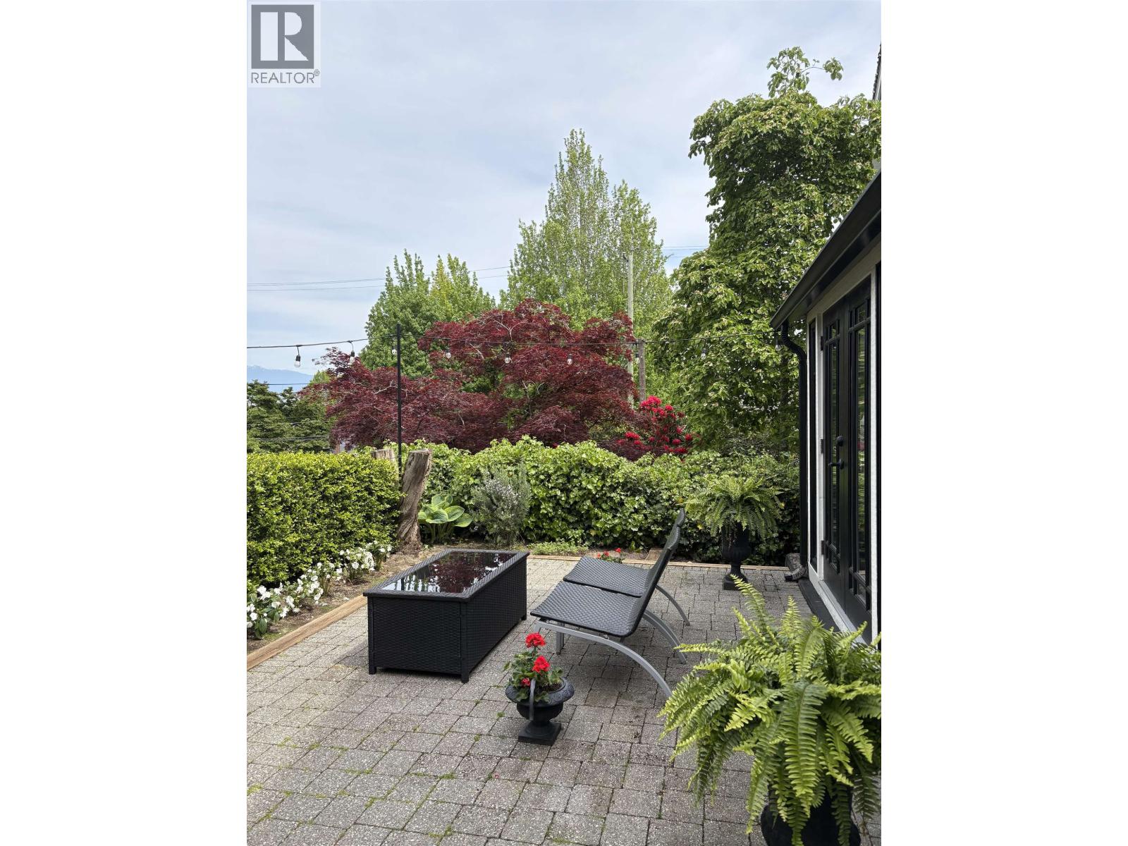 3814 W 11th Avenue Property Photo 24